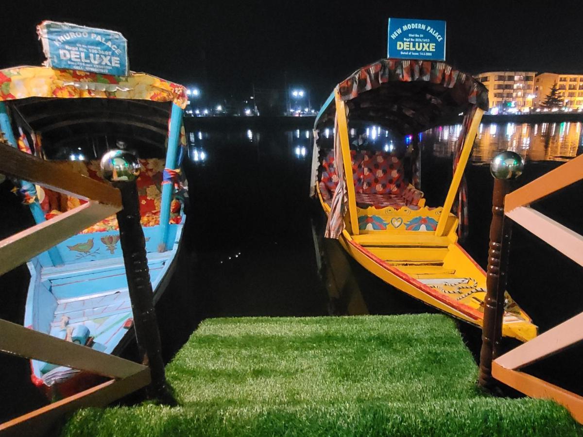 Tashkand Houseboat Srīnagar Extérieur photo